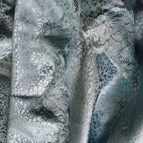 Serenada Sleepwear - Picture 3 of 3